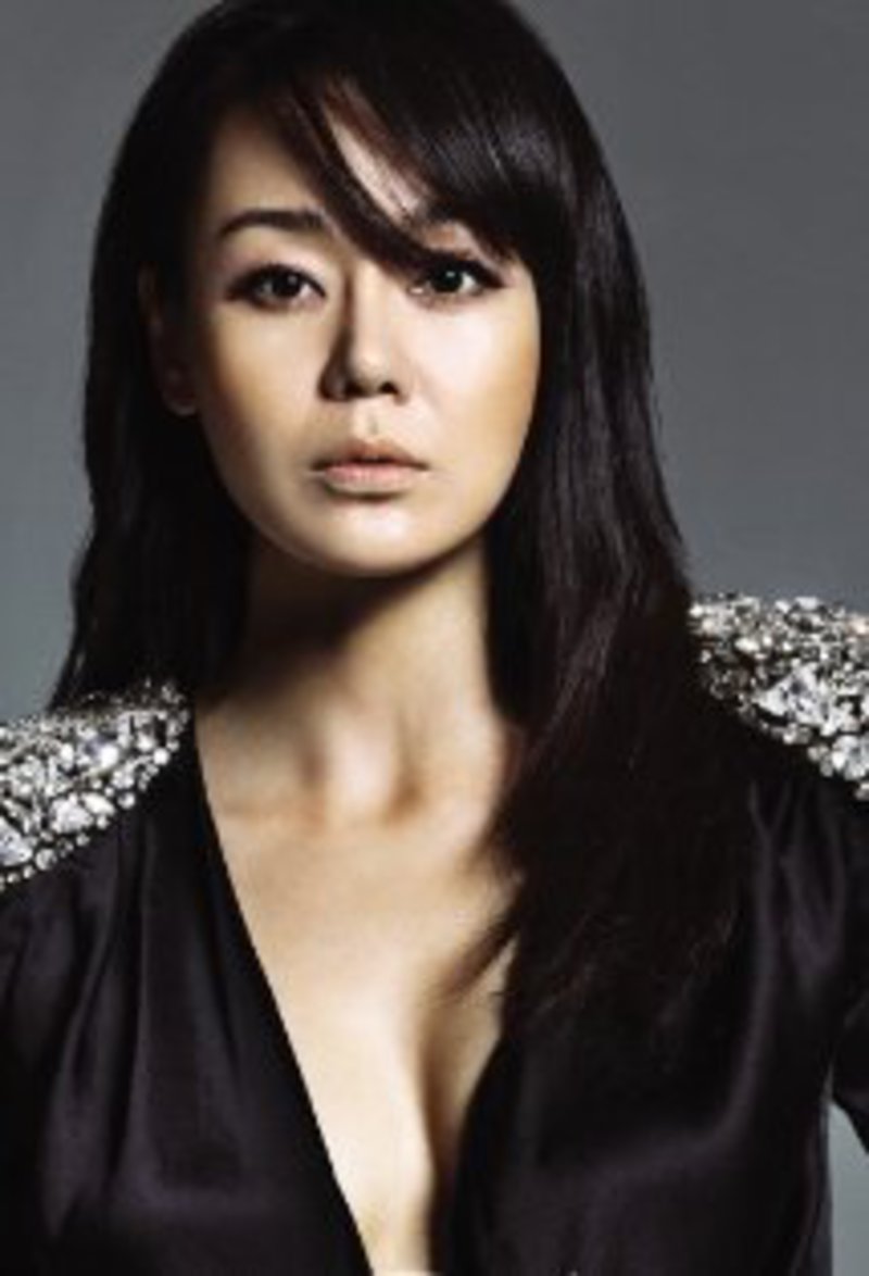 yunjin kim bilder biografi och filmografi moviezine yunjin kim bilder biografi och filmografi moviezine