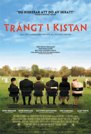 Trångt i kistan poster